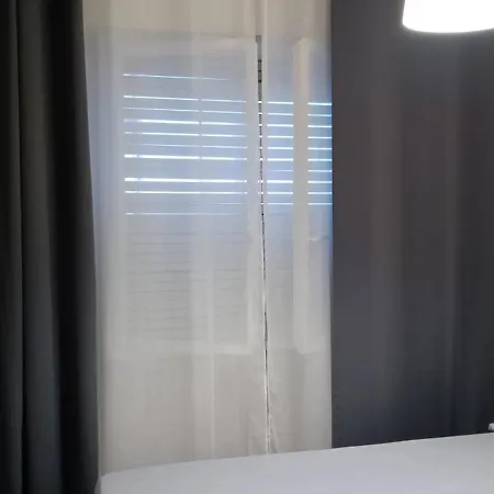 Centro Ciudad Con Parking Vigilado 24h * Avilés