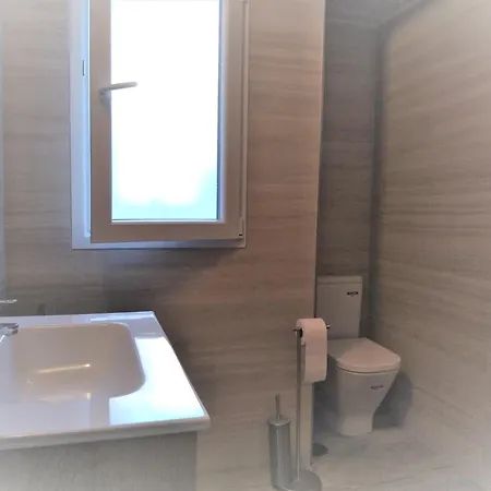 Centro Ciudad Con Parking Vigilado 24h